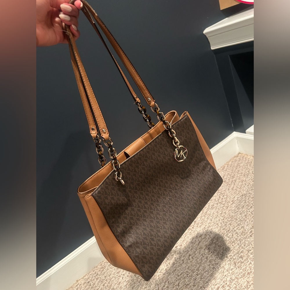 Shoulder Bag